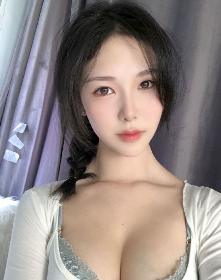 一个妈妈的朋友_无删减完整版在线观看