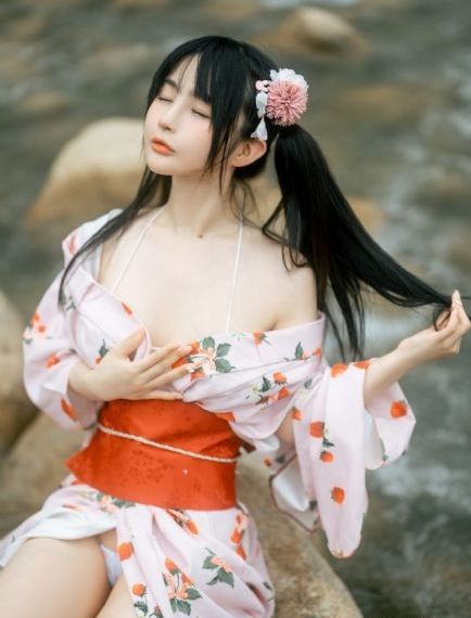 《女员工的滋味》_国产剧电影在线观看