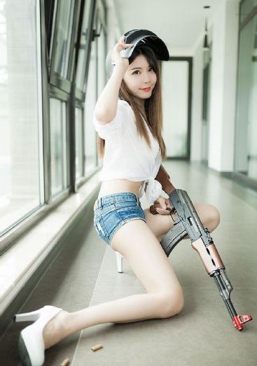 4p一女三男前后夹激√_高清电影免费在线